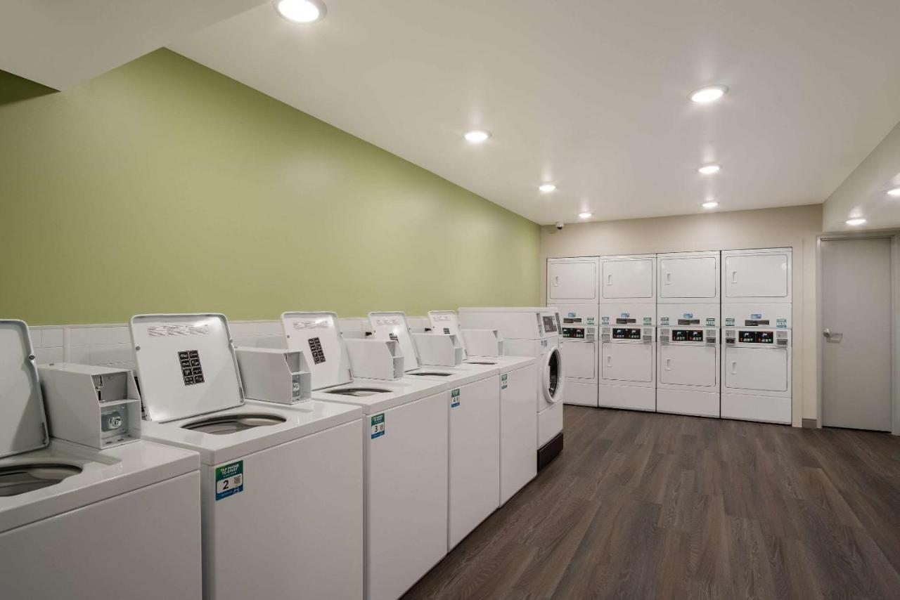 Woodspring Suites Grand Rapids Kentwood Cascade Екстериор снимка