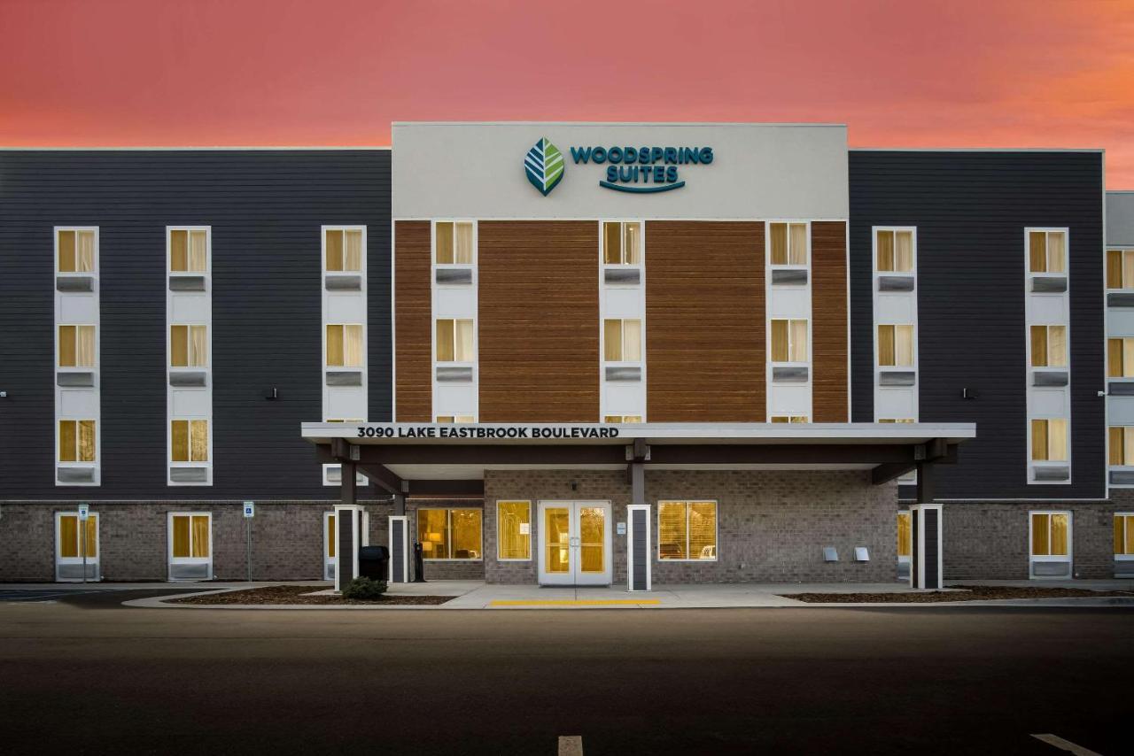 Woodspring Suites Grand Rapids Kentwood Cascade Екстериор снимка