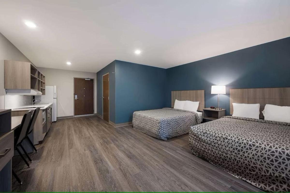 Woodspring Suites Grand Rapids Kentwood Cascade Екстериор снимка